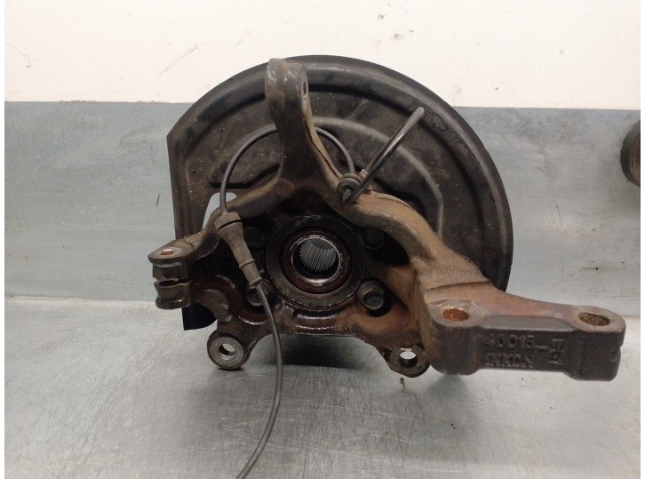 Recambio de mangueta delantera izquierda para nissan juke (f15) 1.6 16v referencia OEM IAM 400151KK0H 400151KK0A 