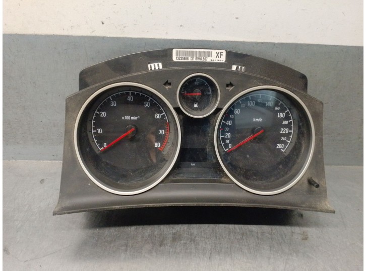 Recambio de cuadro instrumentos para opel zafira b 1.8 16v referencia OEM IAM 13225986 6260856 