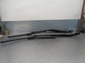 Recambio de brazo limpia delantero derecho para hyundai ix 55 style referencia OEM IAM 983113J000  