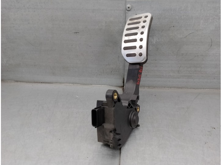 Recambio de potenciometro pedal para nissan juke (f15) 1.6 16v referencia OEM IAM 180021KM0B  