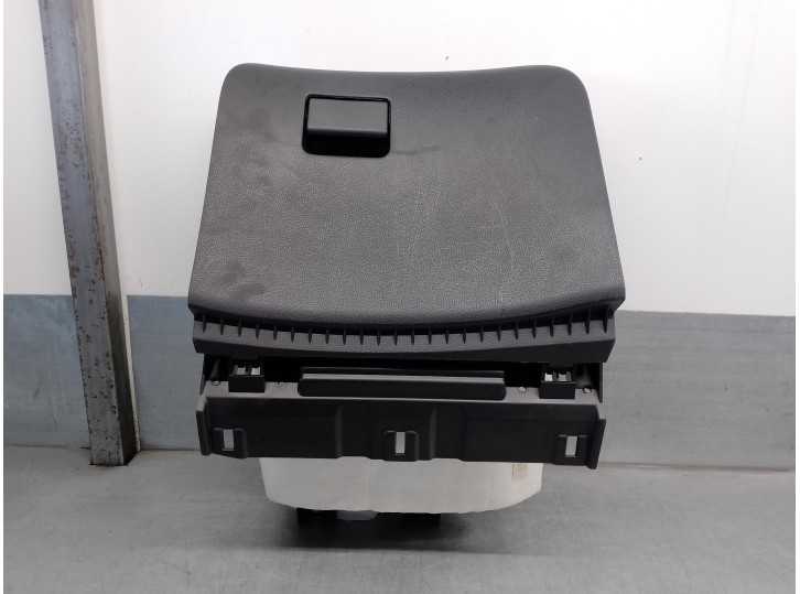 Recambio de guantera para nissan juke (f15) 1.6 16v referencia OEM IAM 685201KP1A 