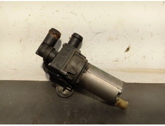 Recambio de bomba agua para bmw 3 (e90) 320 d referencia OEM IAM 6411836980604 64118369806 0392020068 BOSCH