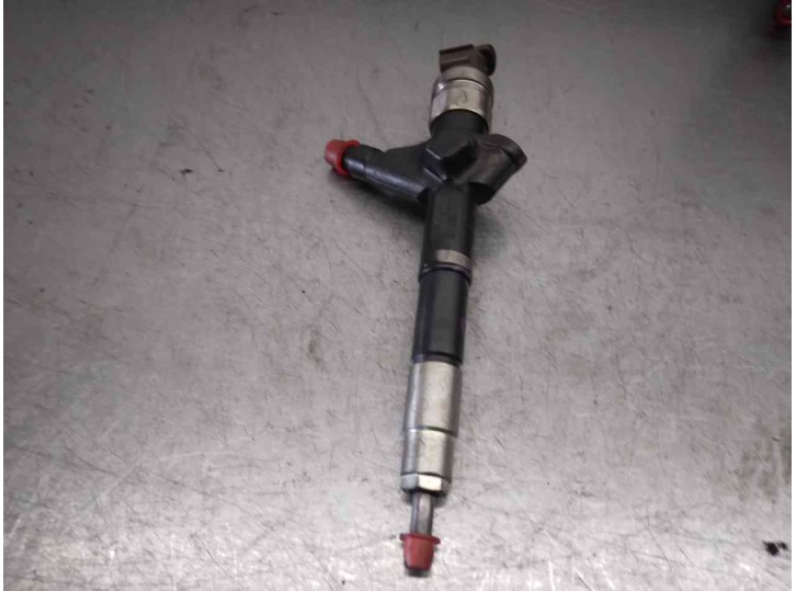 Replacement injector for Nissan Pathfinder (R51) OEM IAM reference 16600EC00B DENSO