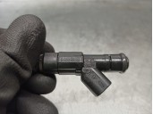 Recambio de inyector para chrysler voyager (gs) 2.4 family referencia OEM IAM 04669938 0280155784 BOSCH