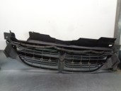 Replacement front grille for Chrysler Voyager (GS) 2.4 Family OEM IAM reference 04576955 