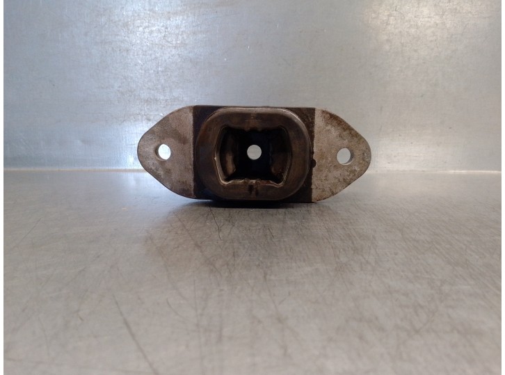 Recambio de soporte cambio para mercedes-benz clase v (w447) referencia OEM IAM A4472411413  