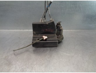 Recambio de faro antiniebla trasero derecho para ssangyong rodius xdi referencia OEM IAM 7345021001LAK 5 PINES 5 PUERTAS