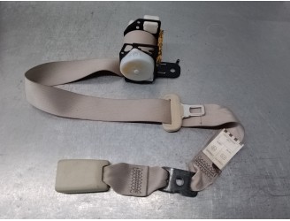 Recambio de cinturon seguridad trasero central para lexus is 200 (ds2/is2) d-cat referencia OEM IAM 7347053050A1 CON ENGANCHE 4 
