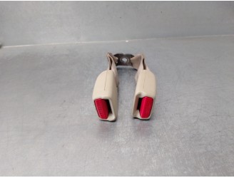 Recambio de enganche cinturon para lexus is 200 (ds2/is2) d-cat referencia OEM IAM 7348053020A0 TRAS IZQ 4 PUERTAS