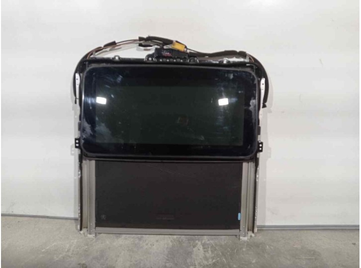Replacement electric sunroof for Hyundai ix55 Style OEM IAM reference 816103J000 CAMPA T-5