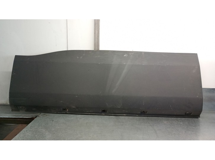 Replacement rear trim strips for Iveco Daily VI Van 33S16, 35S16, 35C16, 40C16, 50C16 OEM IAM reference 5801811475 5801
