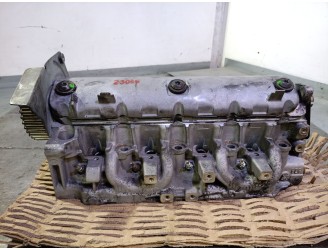 Recambio de culata para volvo v40 station wagon (645) 1.9 di referencia OEM IAM 8251381 8251417 7700111609