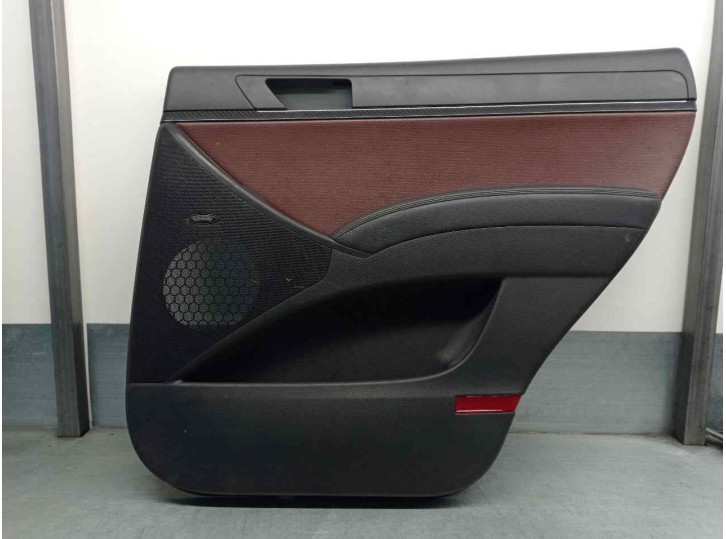 Recambio de guarnecido puerta trasera derecha para hyundai ix 55 style referencia OEM IAM 833403J000  