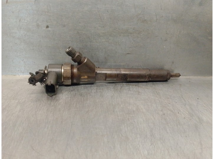 Recambio de inyector para chrysler voyager (rg) 2.5 crd cat referencia OEM IAM 0445110059 0445110059 BOSCH