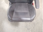 Recambio de asiento delantero derecho para chrysler grand voyager v (rt) 2.8 crd referencia OEM IAM 68029106AA 68029106AA 