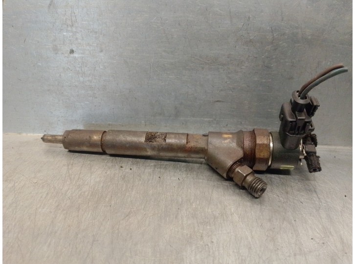 Recambio de inyector para chrysler voyager (rg) 2.5 crd cat referencia OEM IAM 0445110059 0445110059 BOSCH