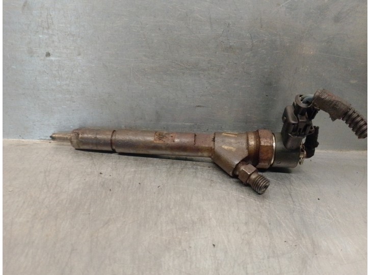 Recambio de inyector para chrysler voyager (rg) 2.5 crd cat referencia OEM IAM 0445110059 0445110059 BOSCH