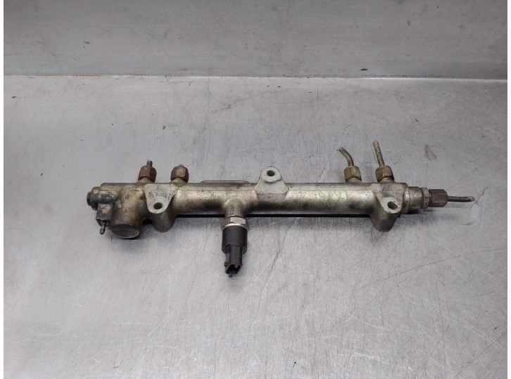 Recambio de rampa inyectora para chrysler voyager (rg) 2.5 crd cat referencia OEM IAM 0445214023 0445214023 BOSCH