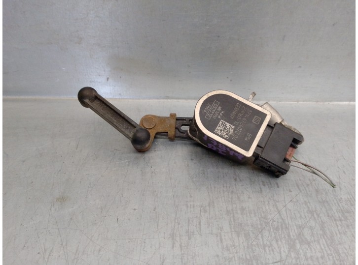 Recambio de motor regulacion faros para bmw serie 7 (f01/f02) 3.0 turbodiesel referencia OEM IAM 3714678407204 