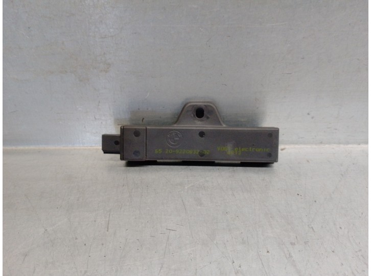 Recambio de antena para bmw serie 7 (f01/f02) 3.0 turbodiesel referencia OEM IAM 6520922083202 