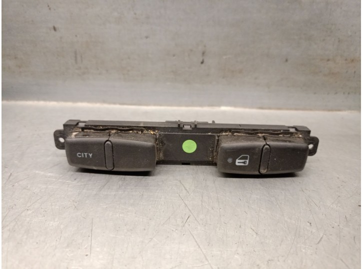 Recambio de botones salpicadero para lancia musa (350_) 1.4 (350.axf1a) referencia OEM IAM 12000394 735468505 