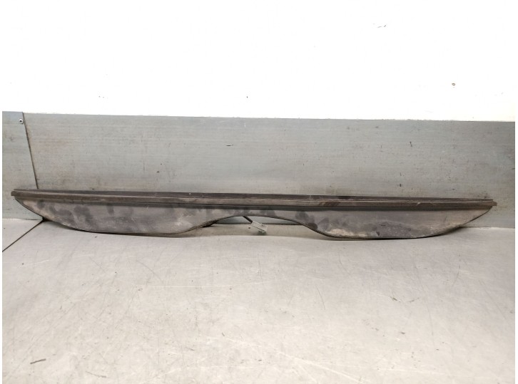 Recambio de molduras traseras para lancia musa (350_) 1.4 (350.axf1a) referencia OEM IAM 735453608 735466971 