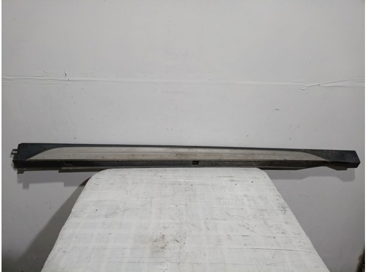 Recambio de faldon lateral para volkswagen taigo (cs1) 1.0 tsi referencia OEM IAM 2G7853856 2G7853856 