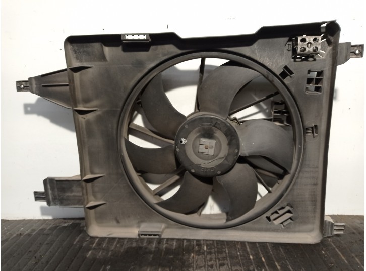 Recambio de electroventilador para renault megane ii berlina 5p 1.6 cat referencia OEM IAM 8200151464 5020212 GATE