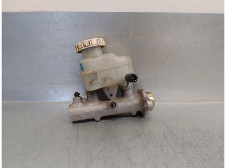 Recambio de bomba freno para mitsubishi lancer berlina/familiar (cs0aw) 1.6 cat referencia OEM IAM MR527631  