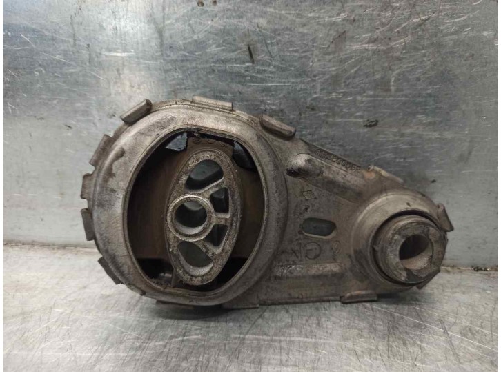 Replacement engine mount for Renault Scenic III Grand Dynamique OEM IAM reference 112380006R 