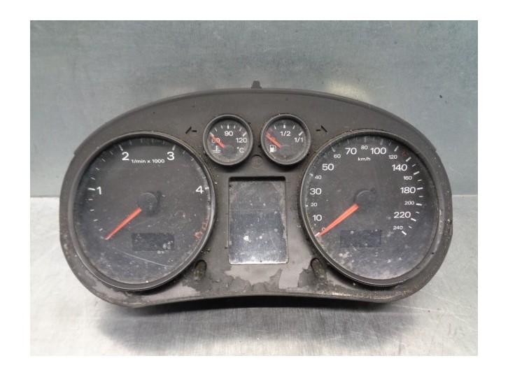 Recambio de cuadro instrumentos para audi a2 (8z) 1.4 tdi (55kw) referencia OEM IAM 8Z0920900 110080020001 VDO