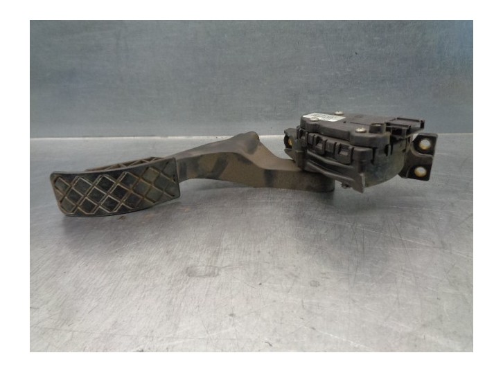 Recambio de potenciometro pedal para audi a2 (8z) 1.4 tdi (55kw) referencia OEM IAM 8Z1721523A 6PV00777015 HELLA