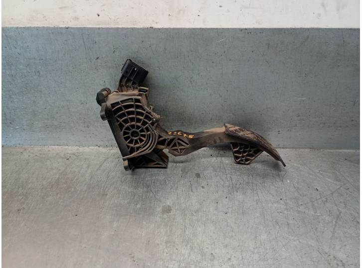 Recambio de potenciometro pedal para seat toledo iv (kg3) 1.6 tdi referencia OEM IAM 6C1721503B 6C1721503D 0280755223 BOSCH