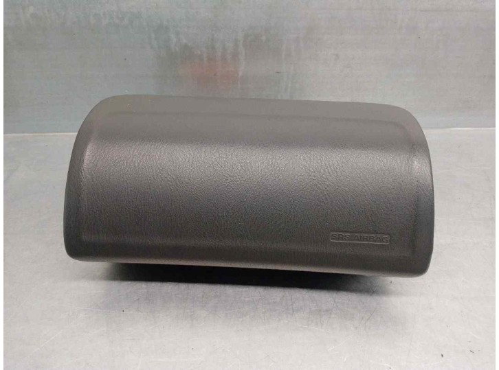 Replacement front right airbag for Mazda 323 Saloon C/F/S (BA) 1.5 C OEM IAM reference 11968002BG 
