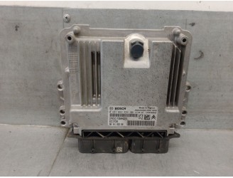 Recambio de centralita motor uce para citroën c4 picasso ii 1.6 bluehdi 120 referencia OEM IAM 9814182680  0281032456 BOSCH