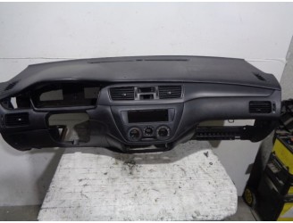Recambio de salpicadero para mitsubishi lancer berlina/familiar (cs0aw) 1.6 cat referencia OEM IAM MN177707HA NEGRO 
