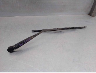 Recambio de brazo limpia trasero para mazda 323 berlina c/f/s (ba) 1.5 c referencia OEM IAM B22H67421 