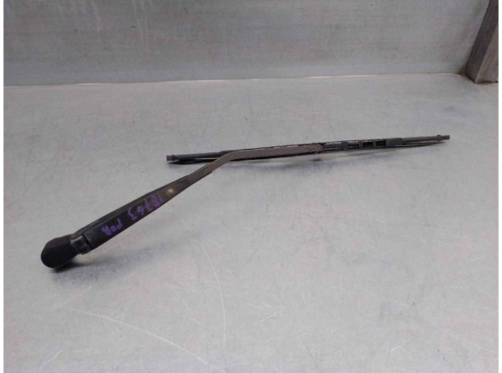 Replacement rear wiper arm for Mazda 323 sedan C/F/S (BA) 1.5 C OEM IAM reference B22H67421 