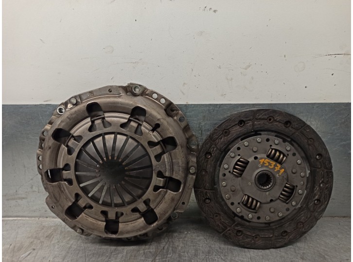 Recambio de kit embrague para mg serie 45 (rt) classic (4-ptas.) referencia OEM IAM  120024610 LUK