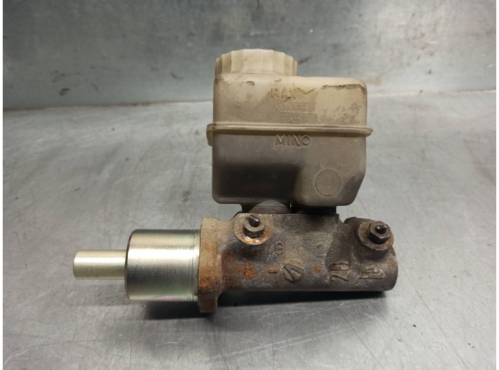Recambio de bomba freno para volkswagen golf ii (191/193) 1.6 referencia OEM IAM 357611307A 191611019 