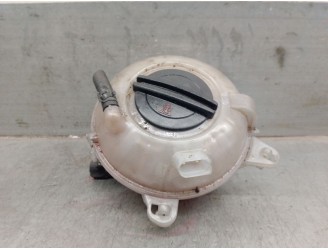 Recambio de deposito expansion para audi a3 sportback (8va, 8vf) 2.0 tdi referencia OEM IAM 5Q0121407G  