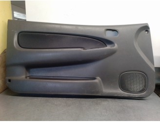 Recambio de guarnecido puerta delantera izquierda para mazda 323 berlina c/f/s (ba) 1.5 c referencia OEM IAM B22D68450C B22D6845