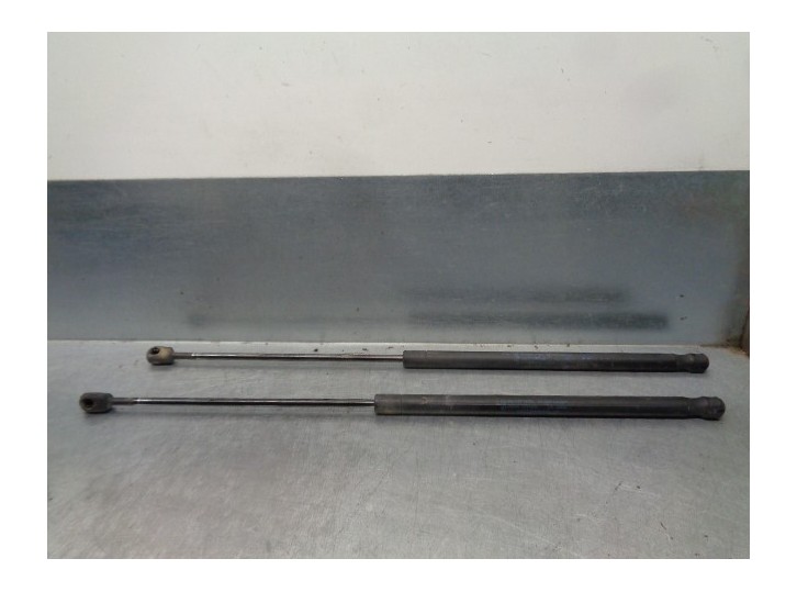 Replacement trunk / tailgate shock absorbers for Ford Focus Sportbreak (CAP) 2.0 TDCi CAT OEM IAM reference 4M51N406A10AB 