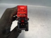 Replacement central brake light for Ford Focus Sportbreak (CAP) 2.0 TDCi CAT OEM IAM reference 1S7113A613AE 1151768 