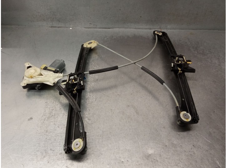 Recambio de elevalunas delantero izquierdo para audi a3 sportback (8va, 8vf) 2.0 tdi referencia OEM IAM 8V4837461 2 PINES 5 PUER
