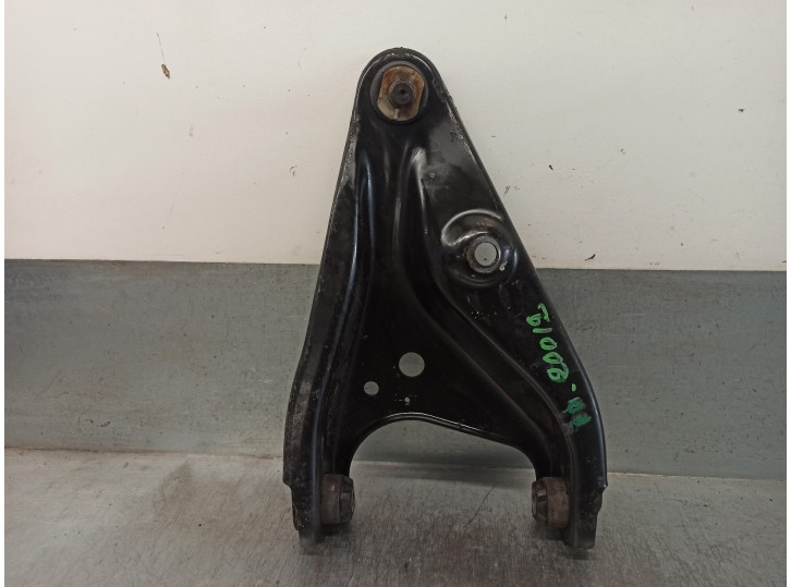 Replacement right front lower suspension arm for Dacia Dokker 1.6 CAT (bivalent. petrol / LPG) OEM IAM reference 