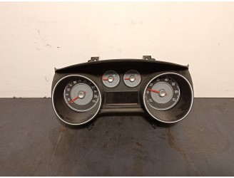 Recambio de cuadro instrumentos para fiat punto (199_) 1.2 (199axz1a, 199bxz1a) referencia OEM IAM 52039000  