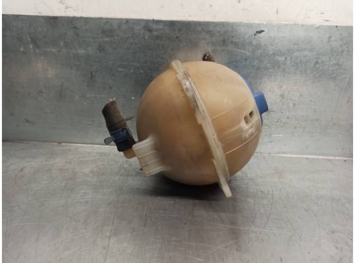 Recambio de deposito expansion para volkswagen golf ii (191/193) 1.6 referencia OEM IAM 357121407B 1H0121407A 