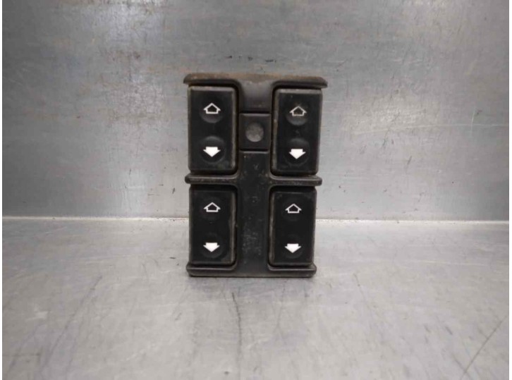 Recambio de mando elevalunas delantero izquierdo para bmw serie 5 berlina (e34) 2.5 turbodiesel cat referencia OEM IAM 1379075 