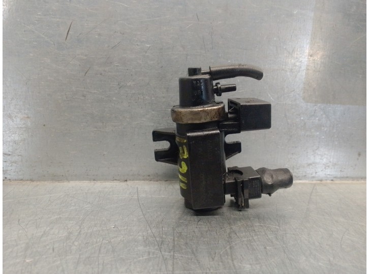 Recambio de electrovalvula vacio para bmw serie 3 berlina (e46) 2.0 16v diesel cat referencia OEM IAM 72279600 2247906 PIERBURG